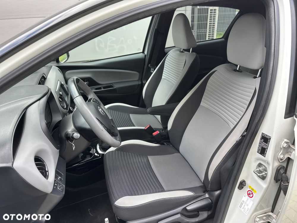 Toyota Yaris 1.33 VVT-i Edition - 20