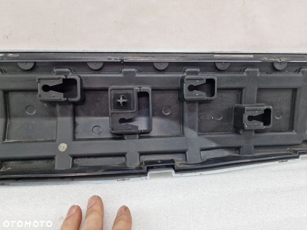 FORD ECOSPORT II LIFT MK2 17- PRAWA LISTWA DRZWI TYLNA TYLNIA TYŁ , NR HN15-N254A76 / HN15-N254A76A , BIAŁA , NR AUKCJI LD5 - 7