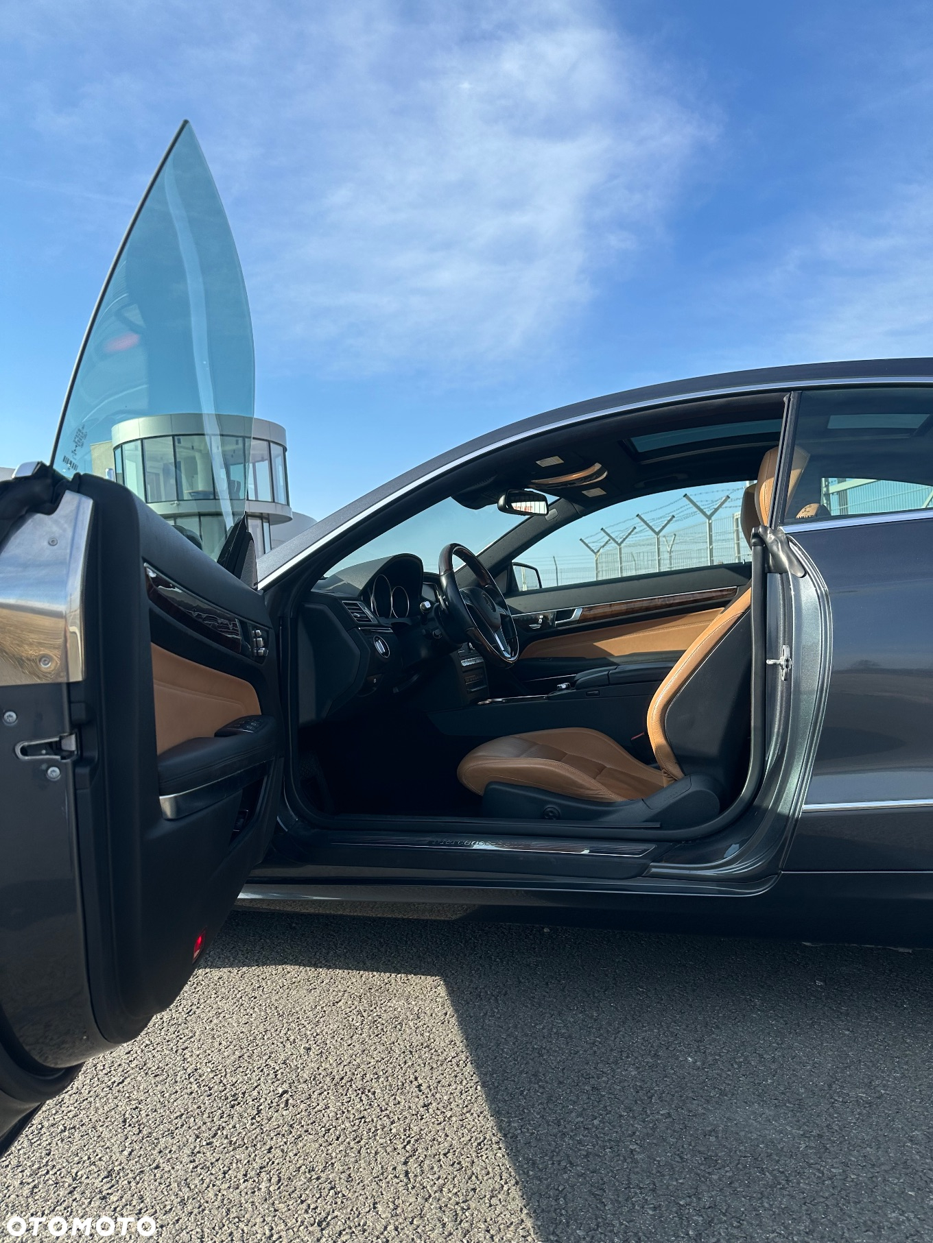 Mercedes-Benz Klasa E 400 Coupe 7G-TRONIC - 10