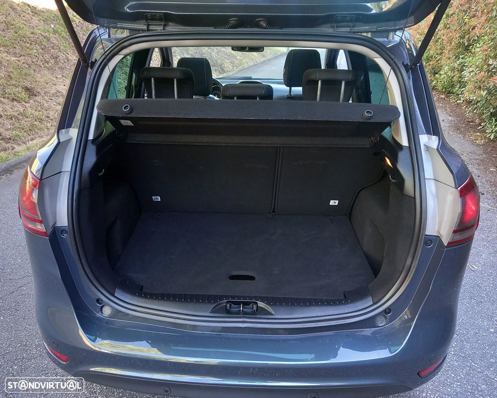 Ford B-Max 1.6 TDCi Titanium - 10