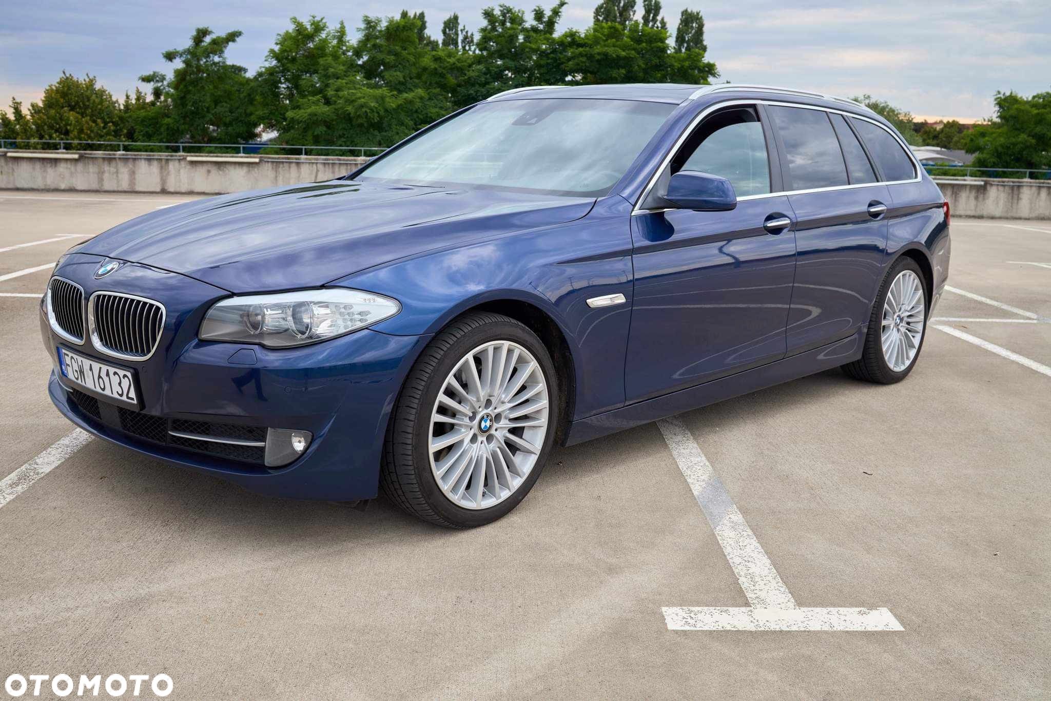BMW Seria 5 525d Touring Sport-Aut - 1