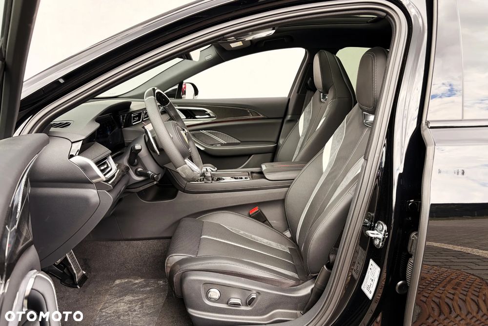Hongqi H6 2.0T Deluxe - 26