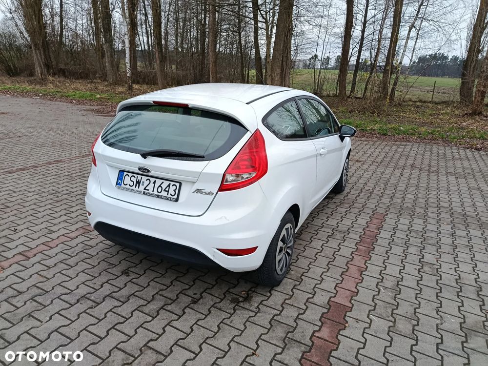 Ford Fiesta - 9