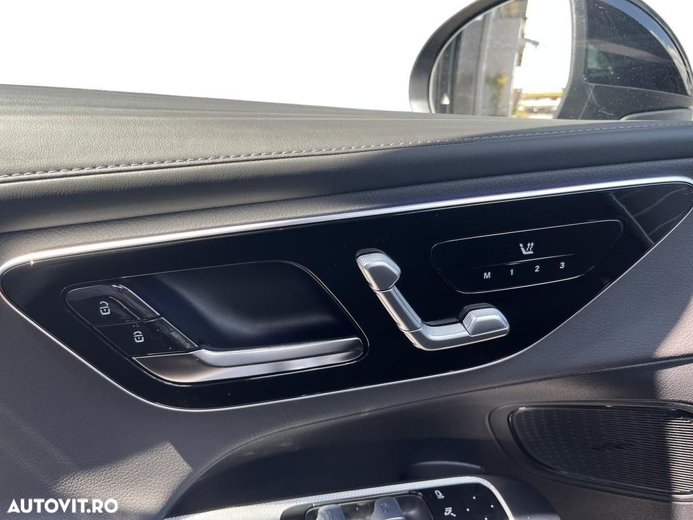 Mercedes-Benz GLC Coupe 300 e 4MATIC PHEV - 13