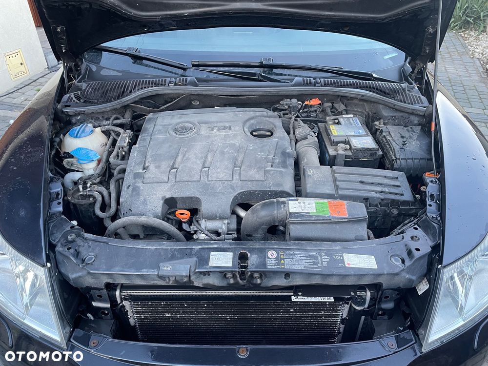 Skoda Octavia 1.6 TDI DPF 4x4 Elegance - 11