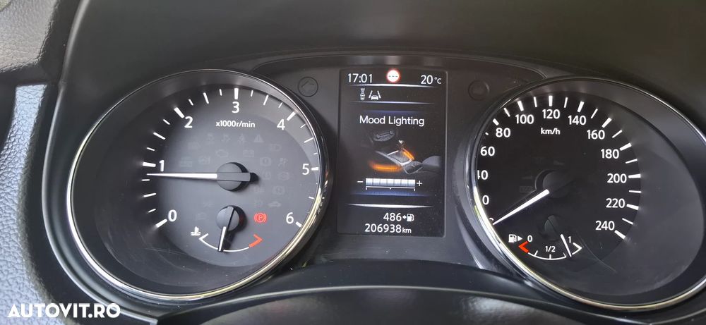 Nissan Qashqai 1.5 DCI Start/Stop Tekna - 37