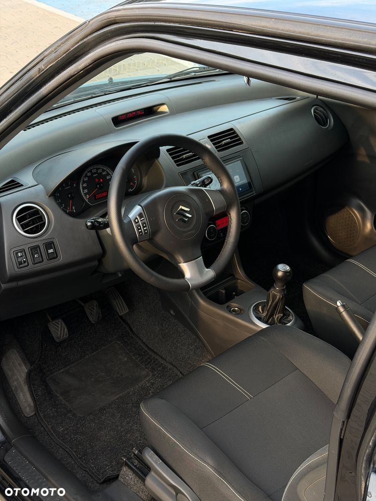 Suzuki Swift 1.3 GLX / Comfort - 11