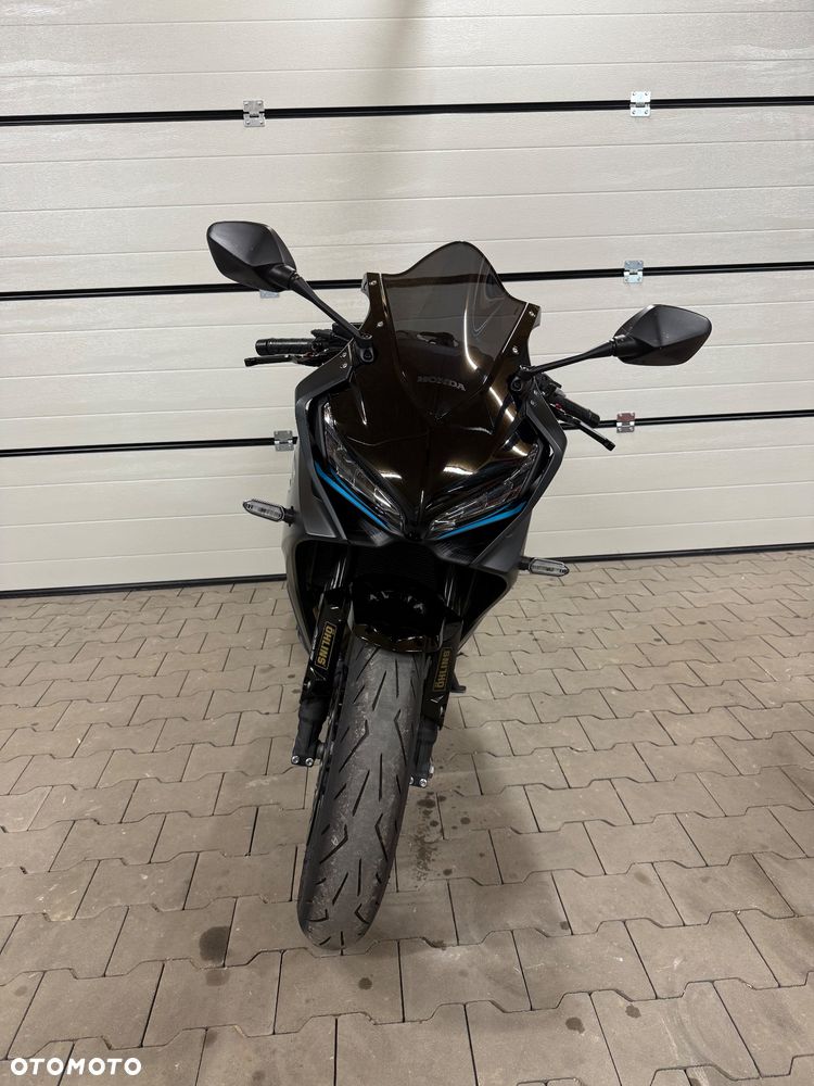 Honda CBR - 7