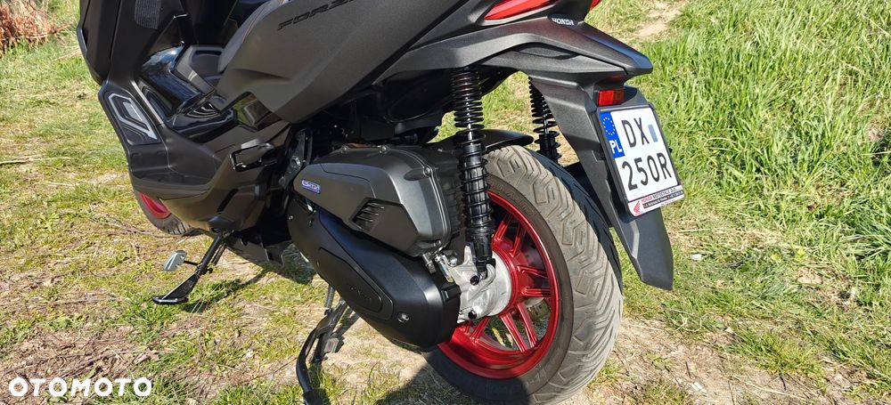 Honda NSS - 12