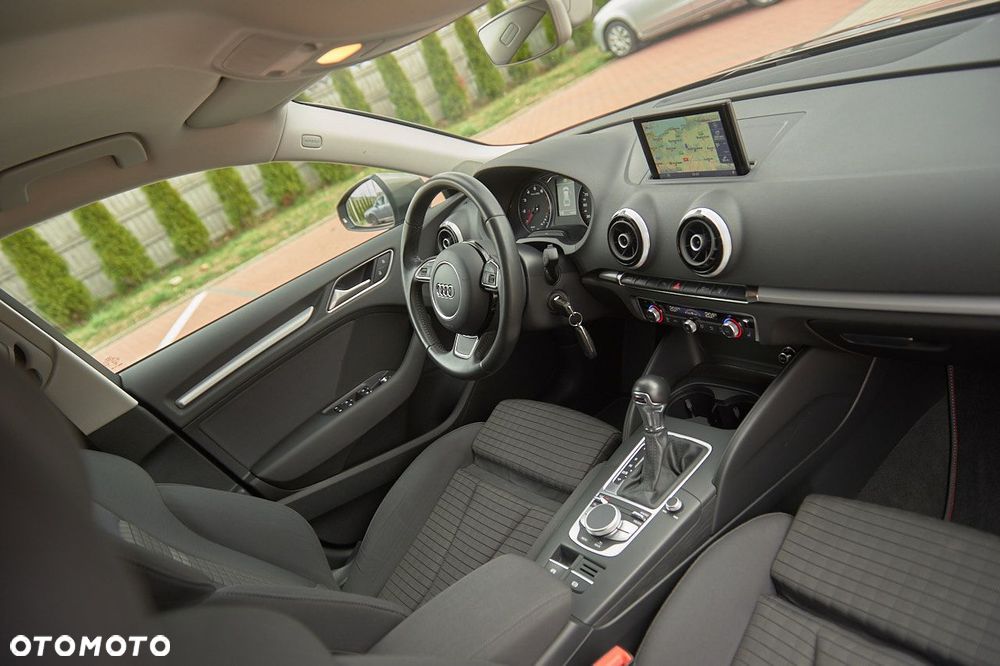 Audi A3 Sportback 1.4 TFSI Ambition S tronic - 13