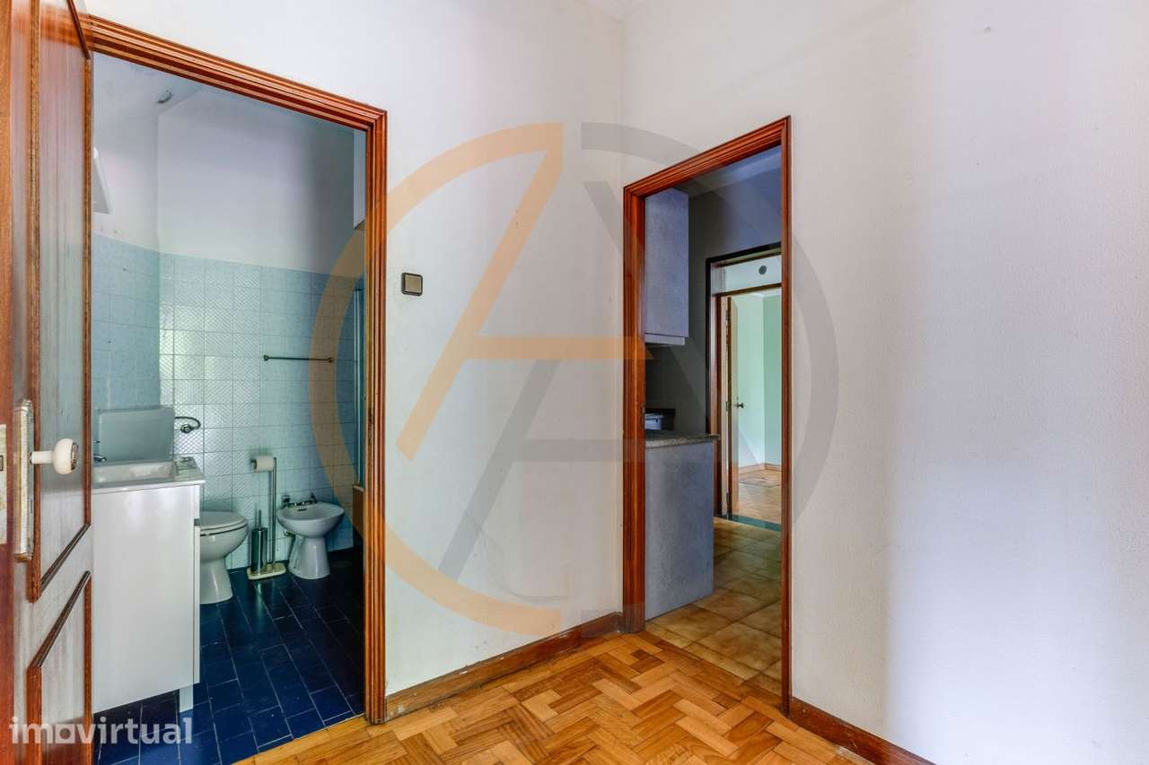 Andar Moradia T2 | Lordelo do Ouro - Grande imagem: 4/34