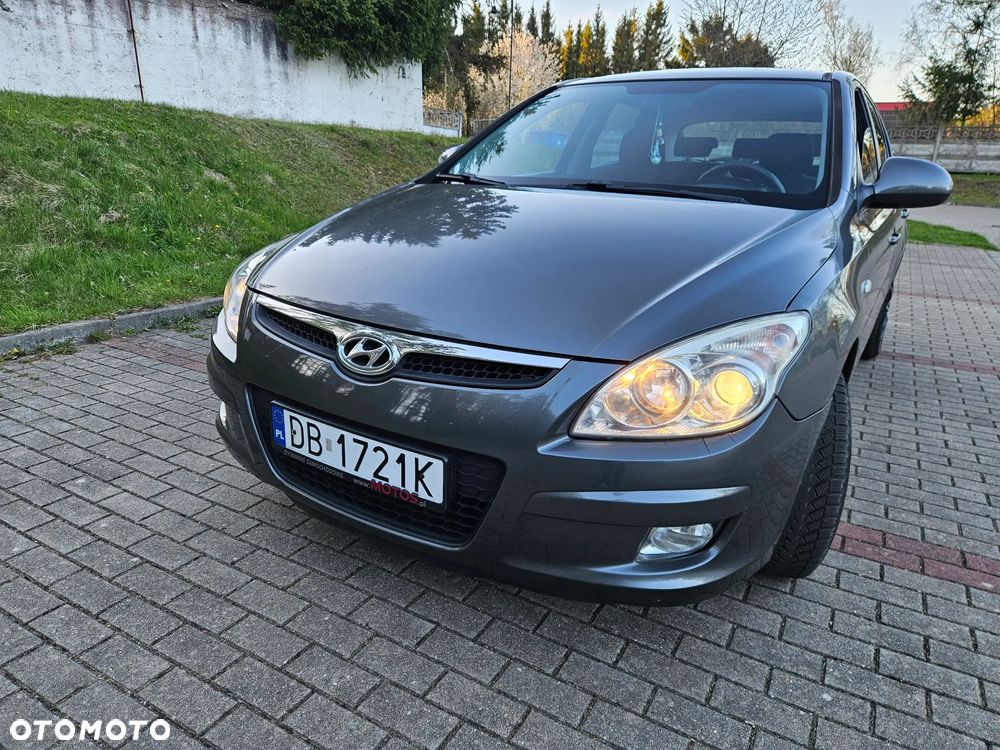 Hyundai i30 1.6 blue Classic - 8