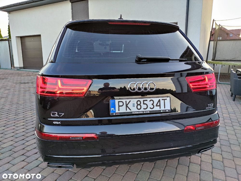 Audi Q7 - 17