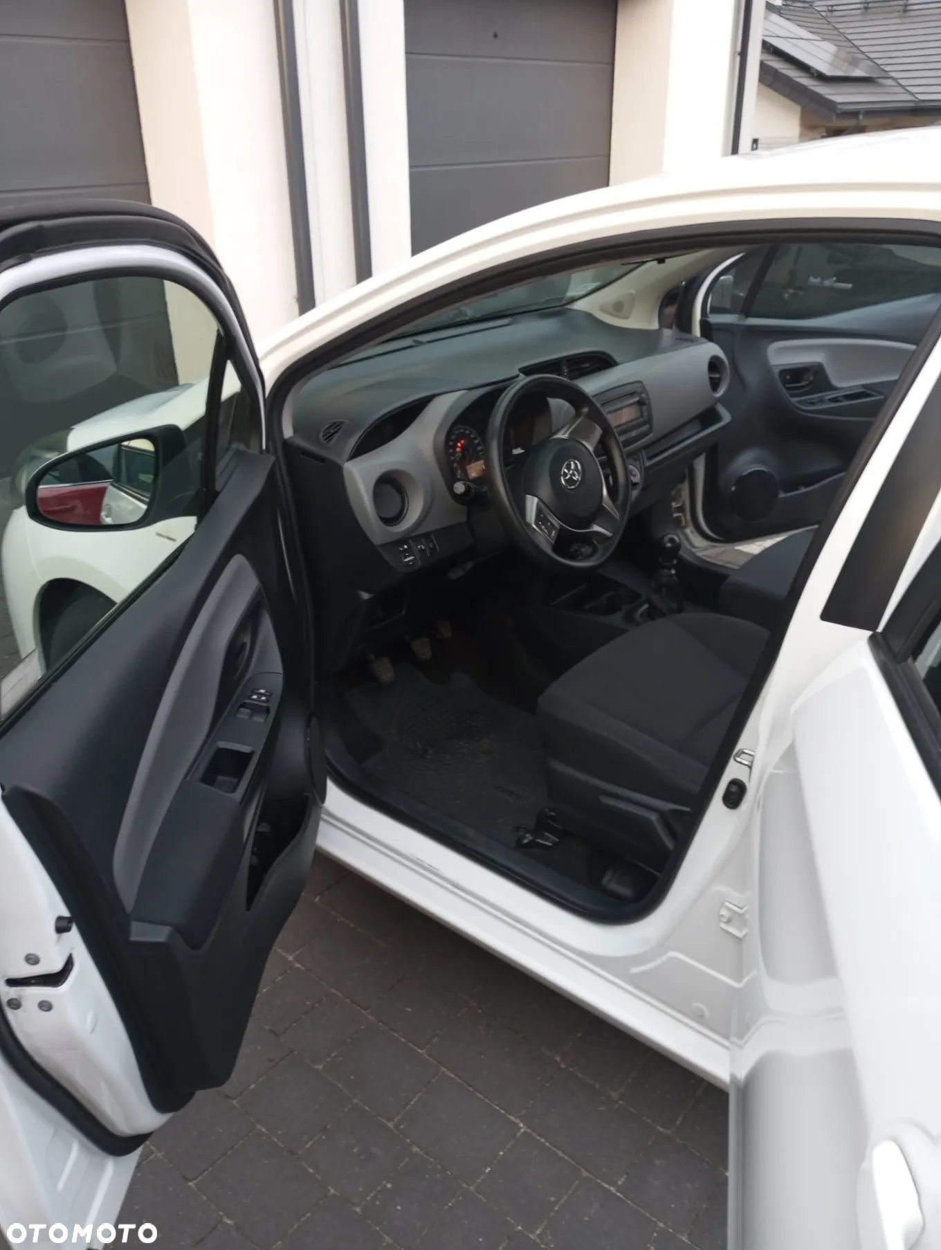 Toyota Yaris 1.4 D-4D Active EU6 - 10