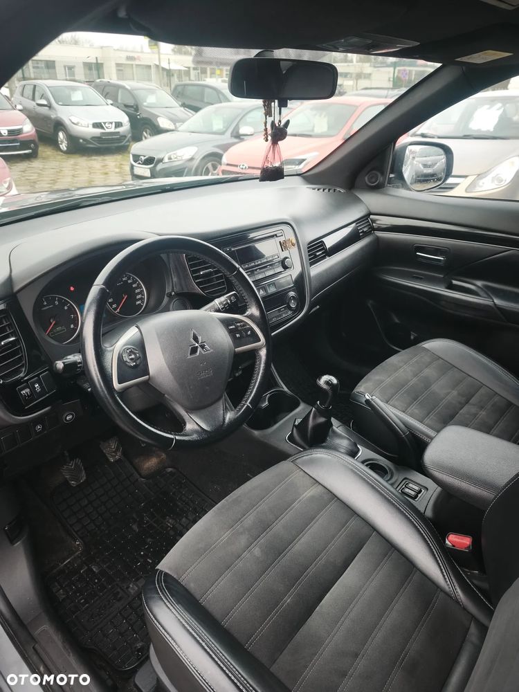 Mitsubishi Outlander 2.0 2WD Plus - 6