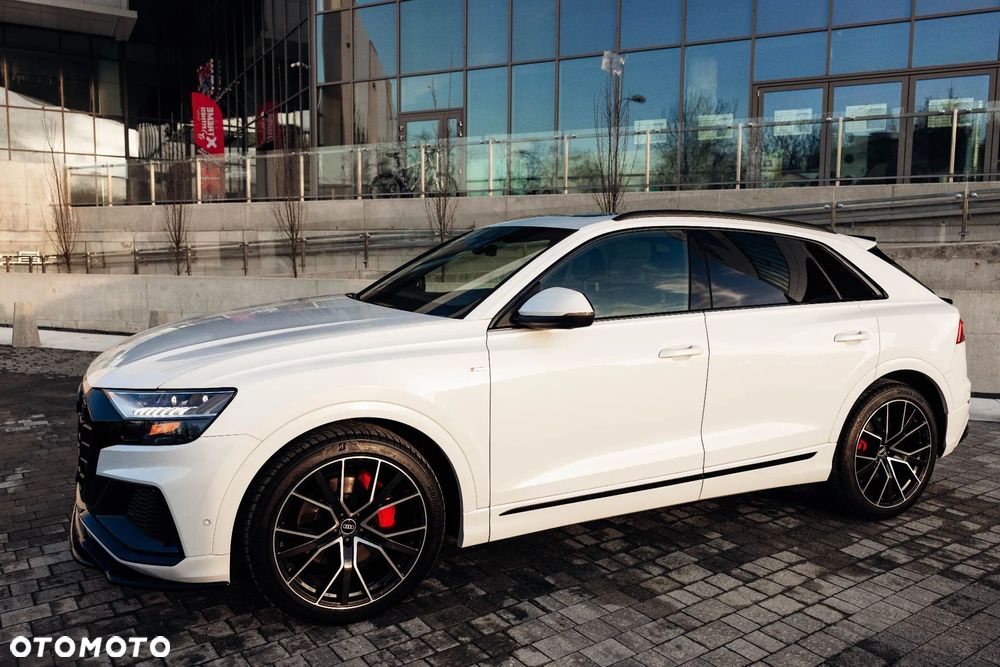 Audi Q8 - 1