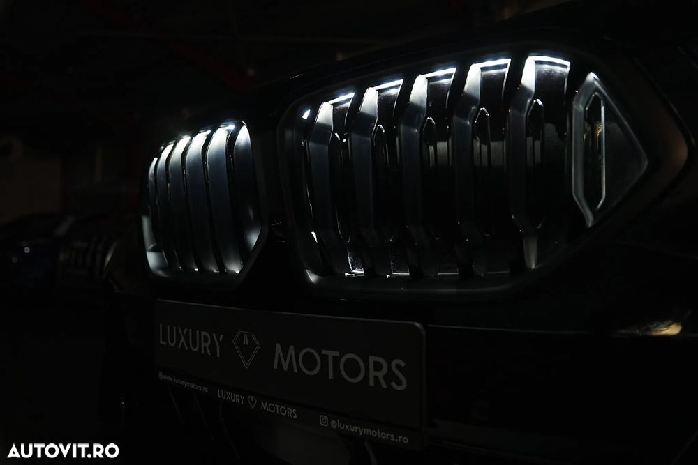 BMW X6 xDrive40i AT MHEV - 38