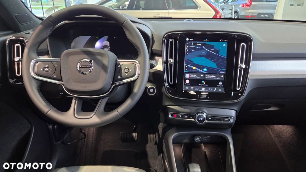 Volvo XC 40 B3 Core - 10