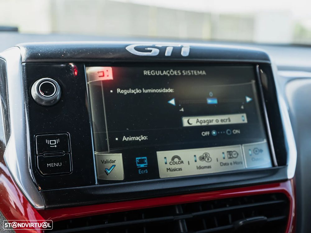 Peugeot 208 GTI 200 THP - 27
