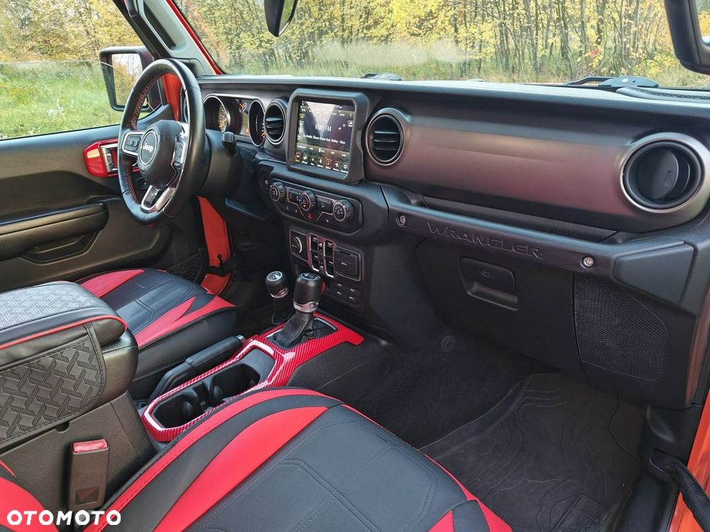 Jeep Wrangler - 21