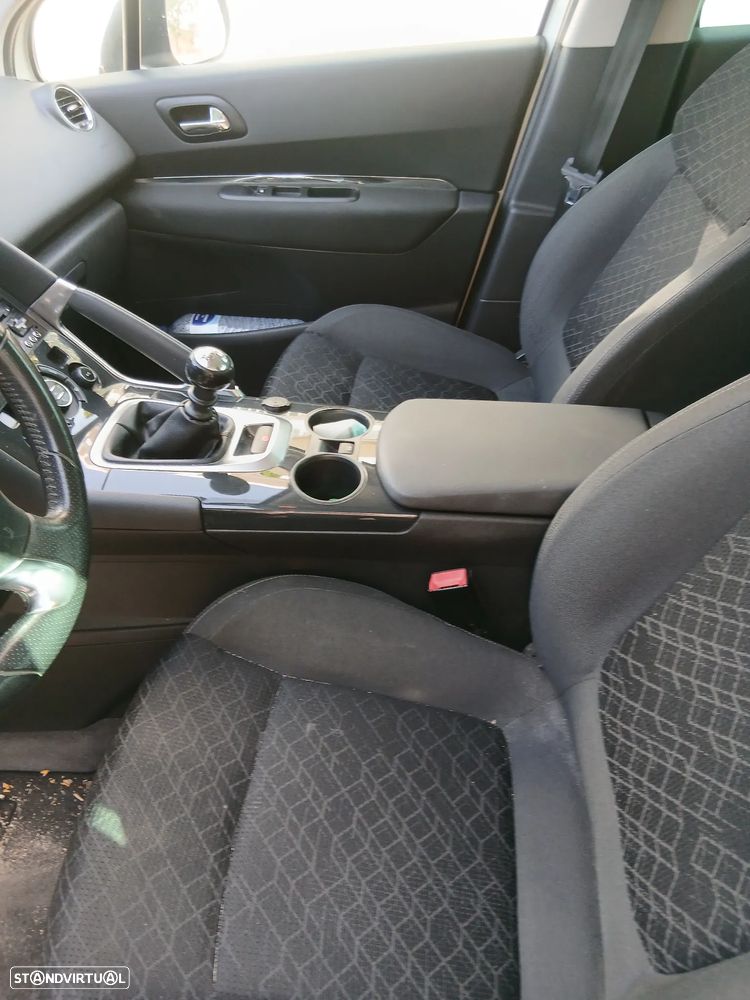 Peugeot 3008 - 5