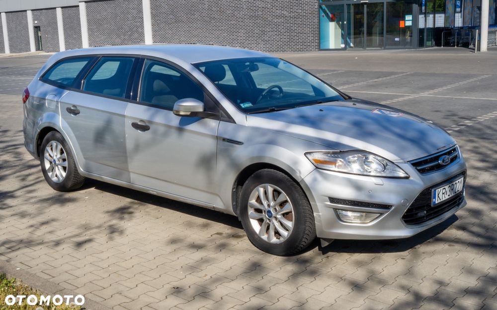 Ford Mondeo 2.0 Trend - 8