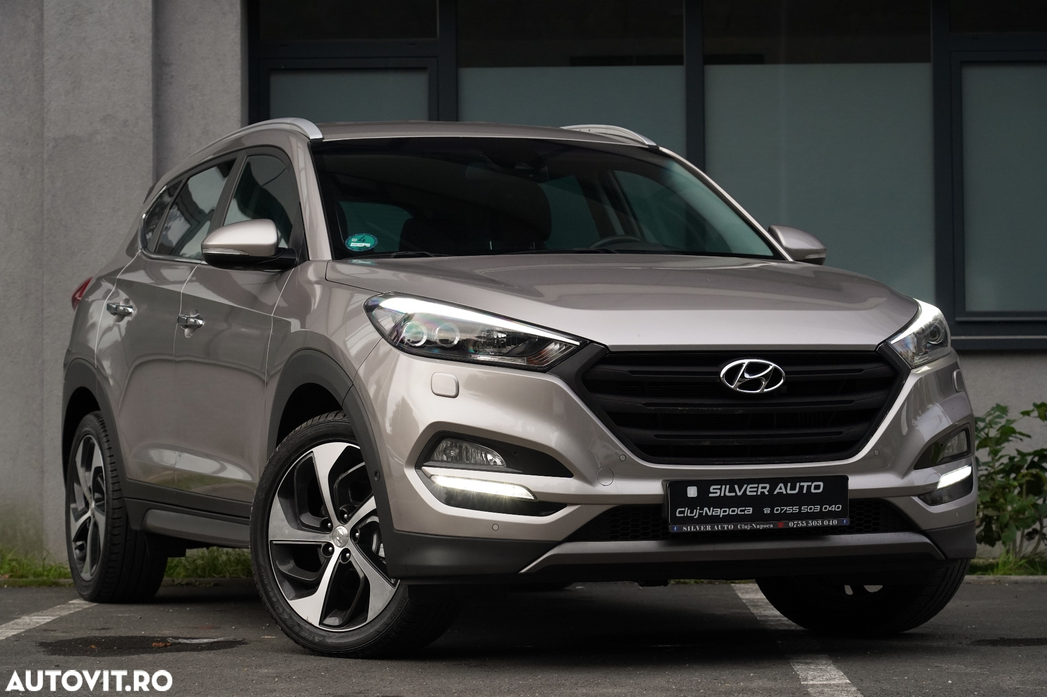 Hyundai Tucson 2.0 CRDI 4WD 6AT Premium+ - 21