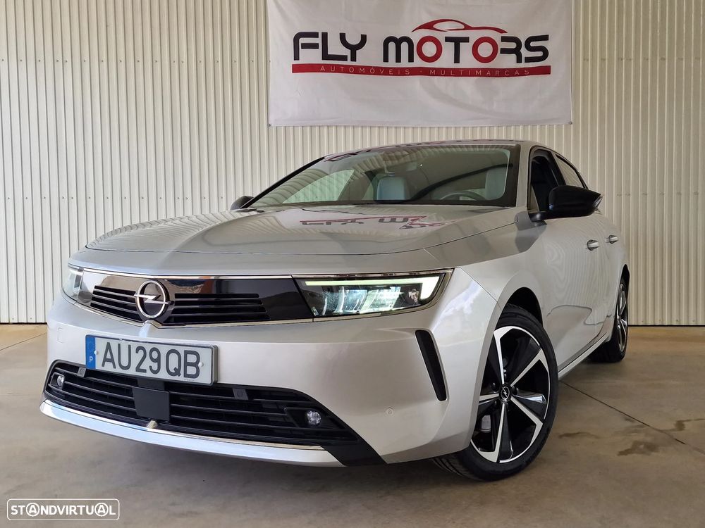 Opel Astra 1.5 D Elegance - 2