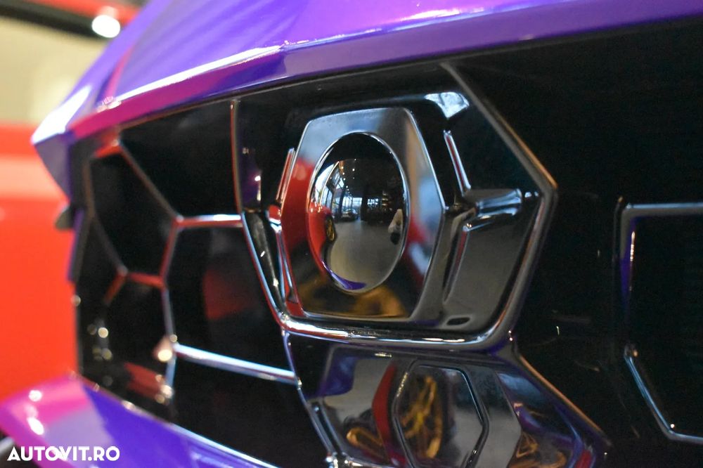 Lamborghini URUS - 19