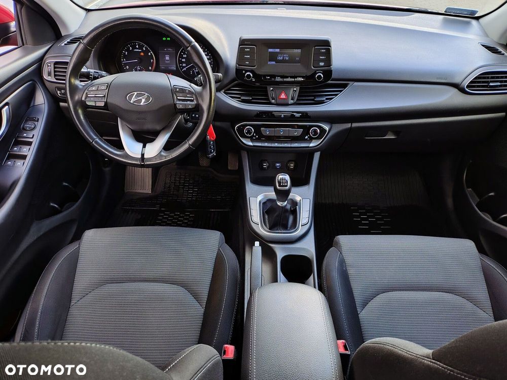 Hyundai i30 1.4 Classic + - 12