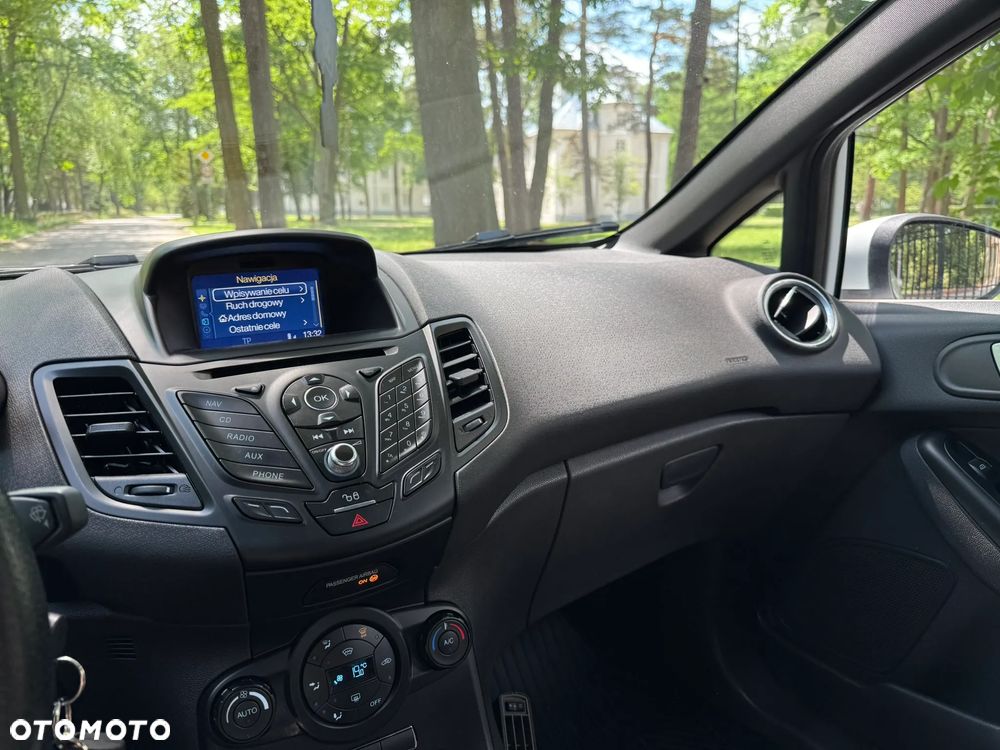Ford Fiesta - 20