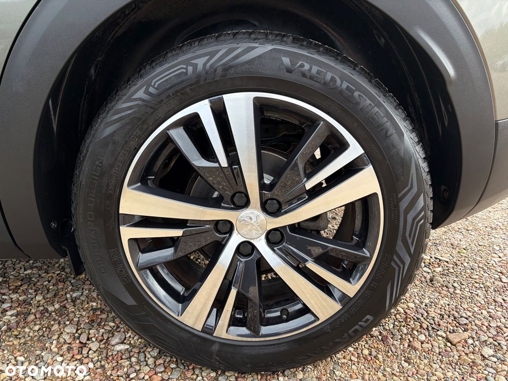 Peugeot 3008 PureTech 130 Stop & Start GPF EAT8 Allure - 36