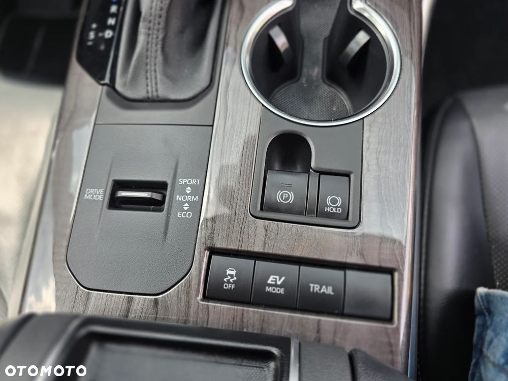 Toyota Highlander 2.5 Hybrid Executive Style - 34