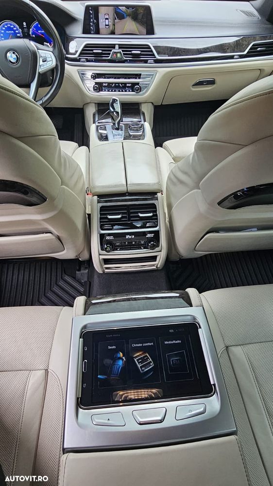 BMW Seria 7 740d xDrive - 8