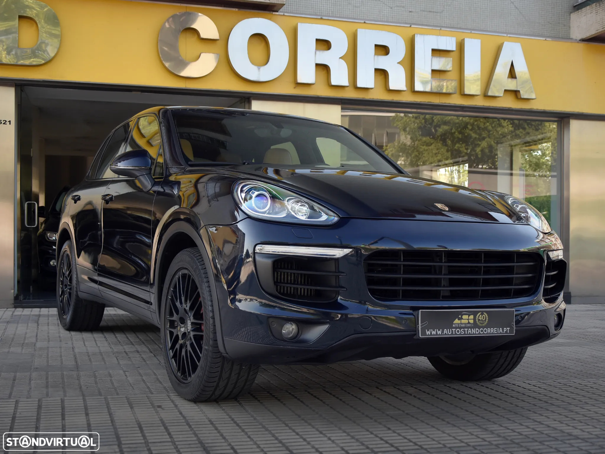 Porsche Cayenne Platinum Edition - 3