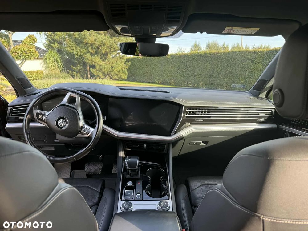 Volkswagen Touareg ver-3-0-v6-tdi-scr-4mot-elegance - 15