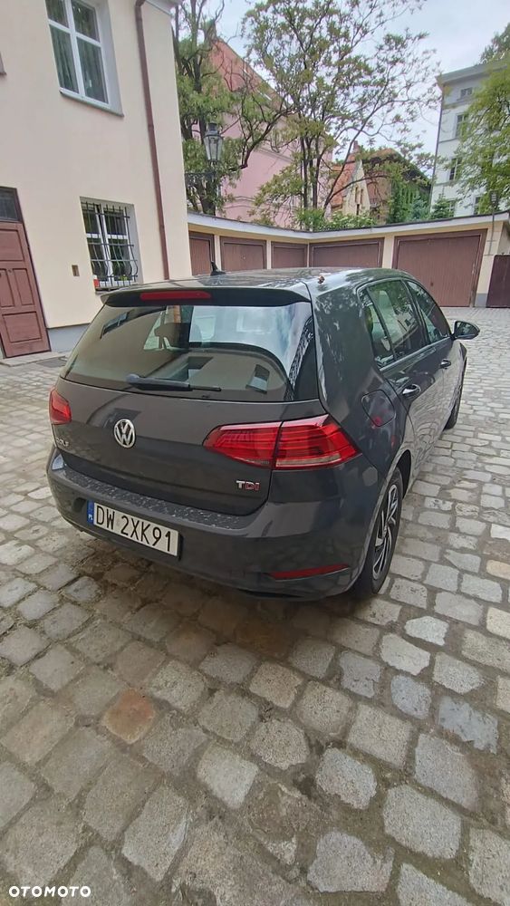 Volkswagen Golf - 3