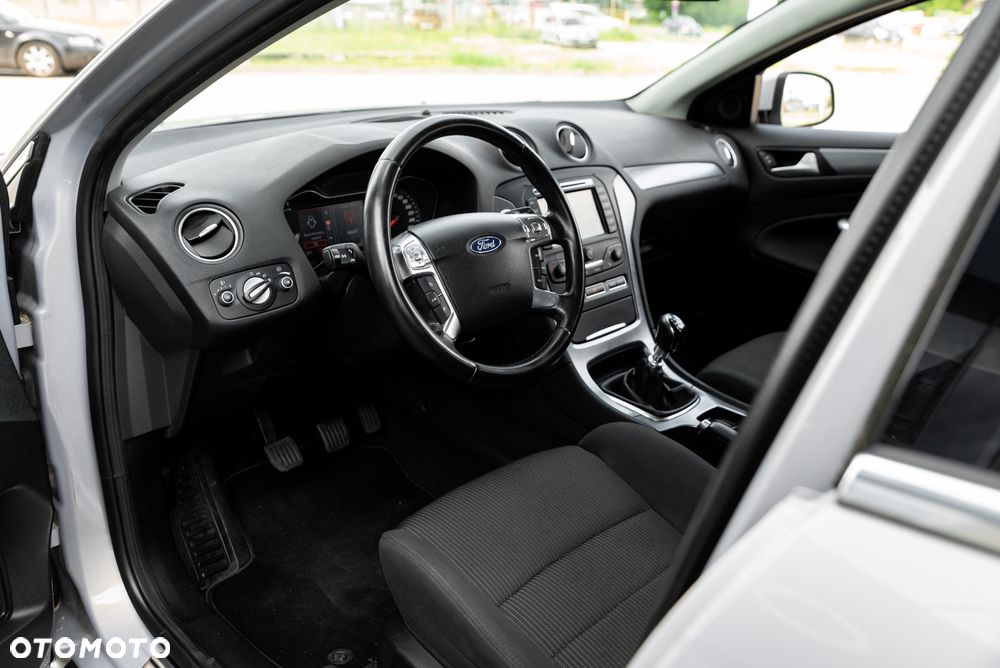 Ford Mondeo SW 2.2 TDCi Trend - 20