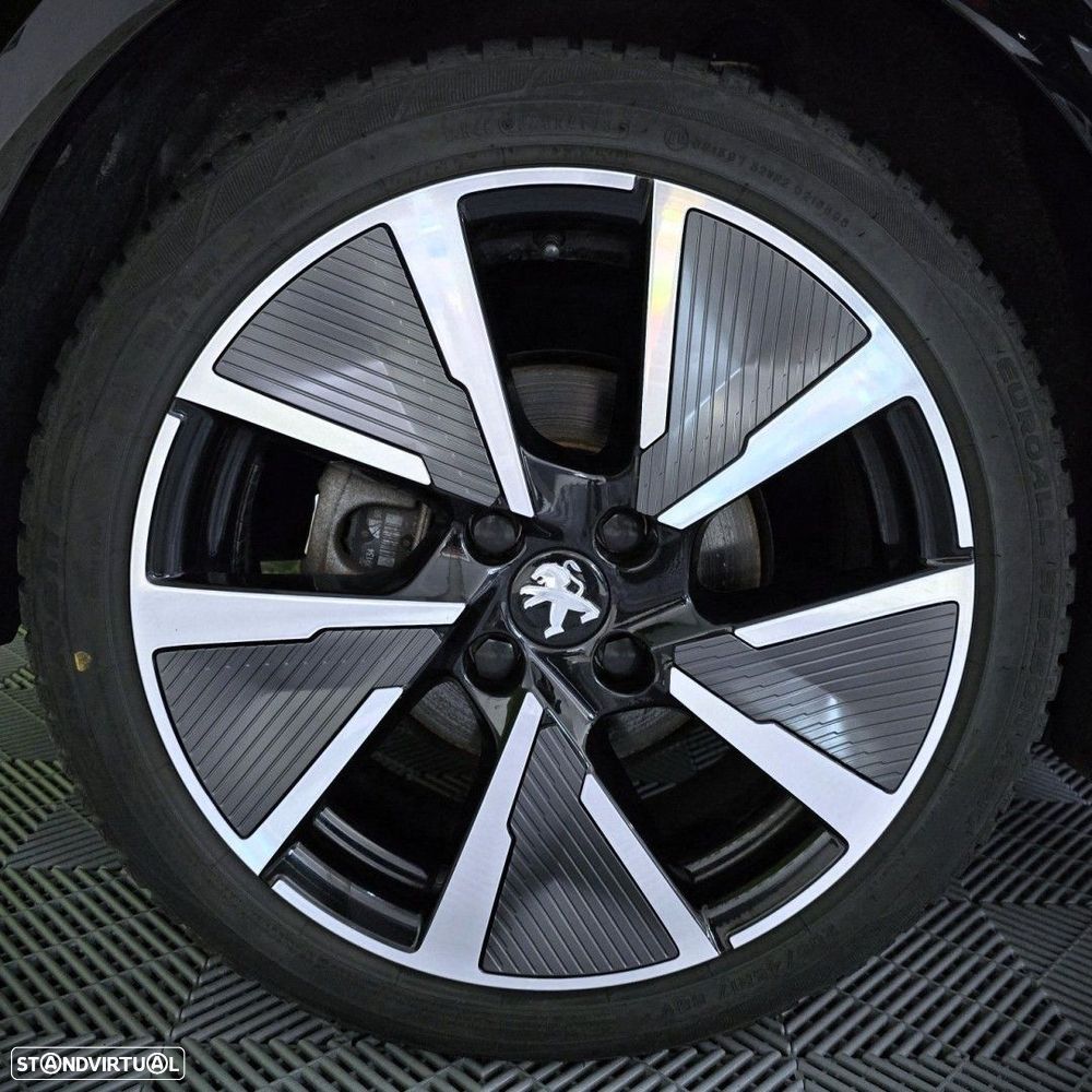 Peugeot e-208 50 kWh GT Line - 10