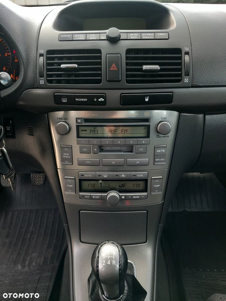 Toyota Avensis 2.0 D-Cat Sol - 7