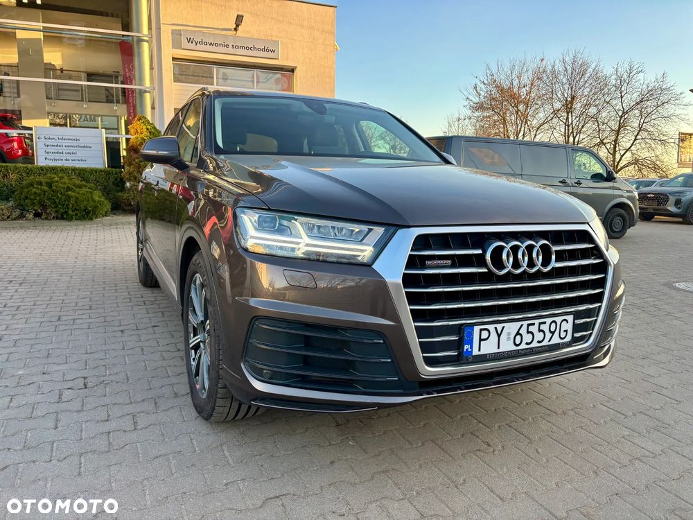 Audi Q7 - 7