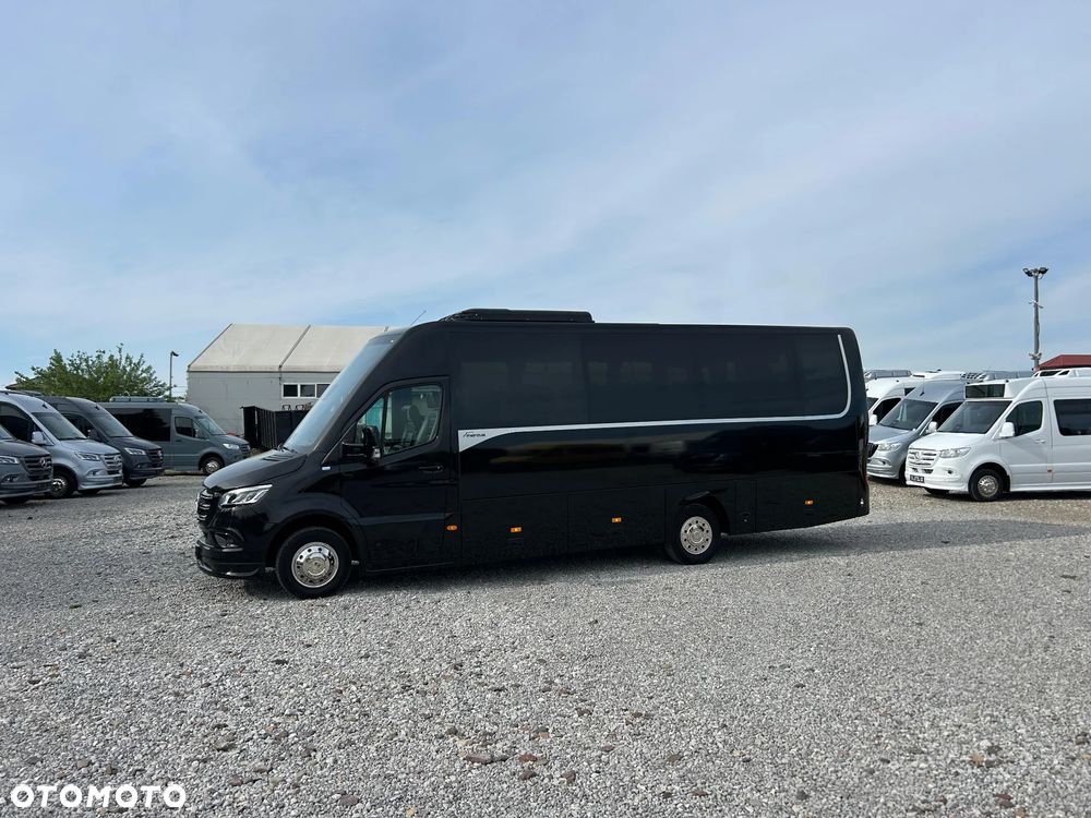 Mercedes-Benz Sprinter 519 - 10