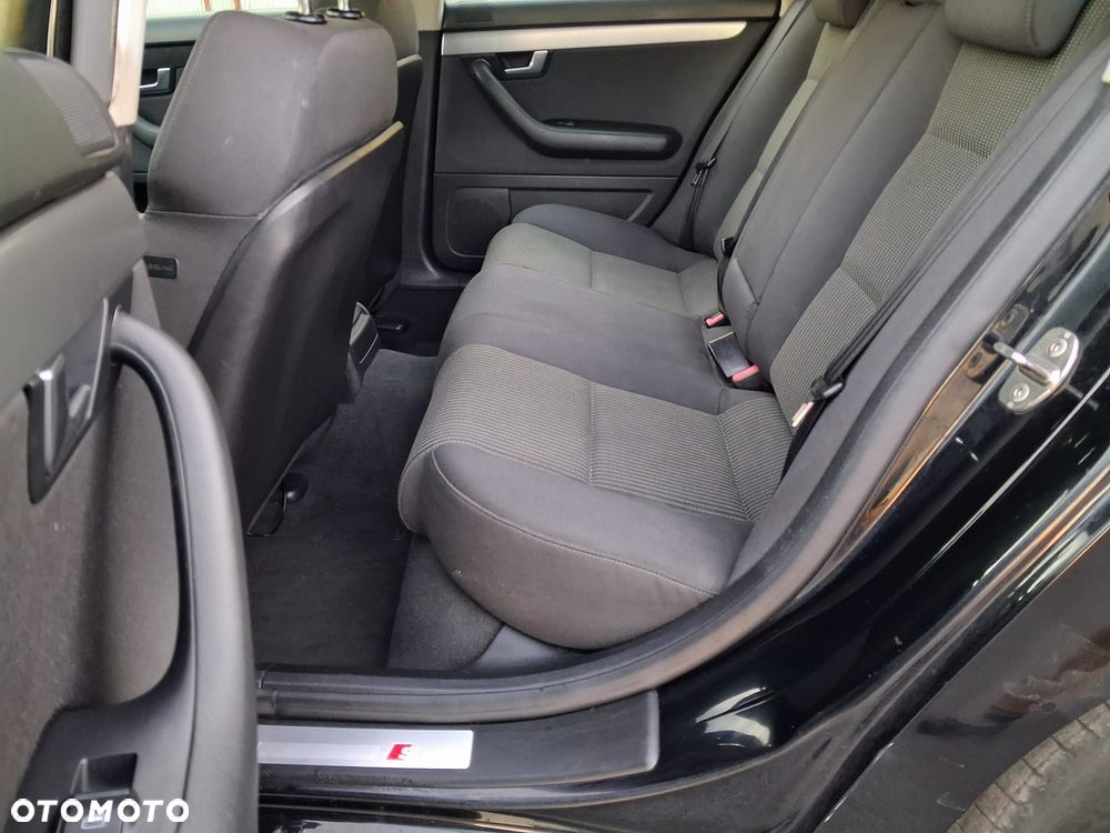 Audi A4 Avant 2.0 TDI Multitronic - 24