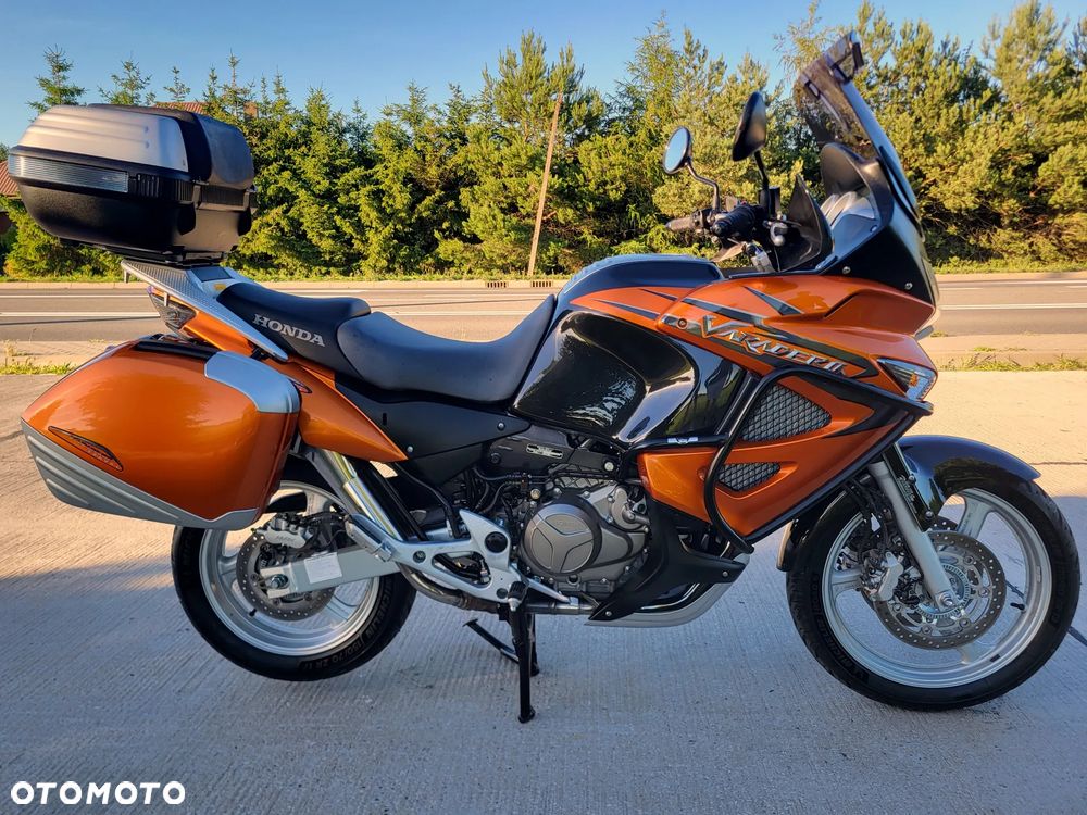 Honda XL - 6