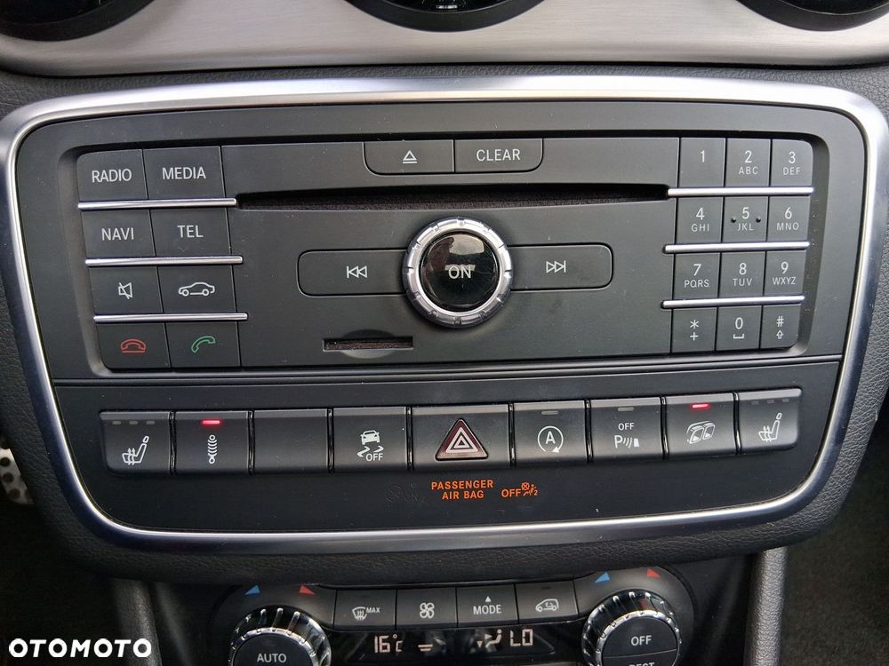 Mercedes-Benz GLA - 15