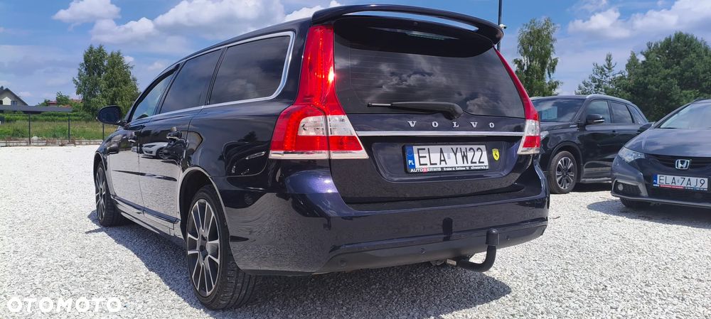 Volvo V70 D4 Momentum - 17