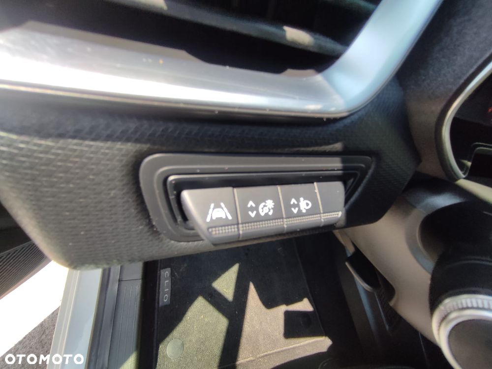 Citroën C3 1.2 PureTech GPF Live - 22