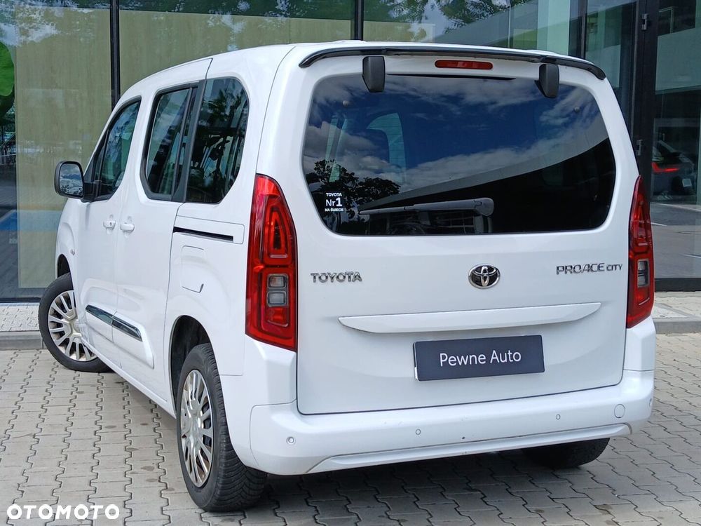 Toyota Proace City Verso 1.5 D-4D Business - 11
