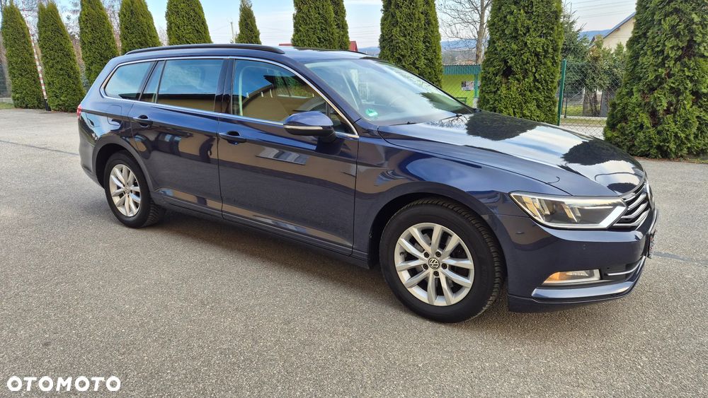 Volkswagen Passat - 29