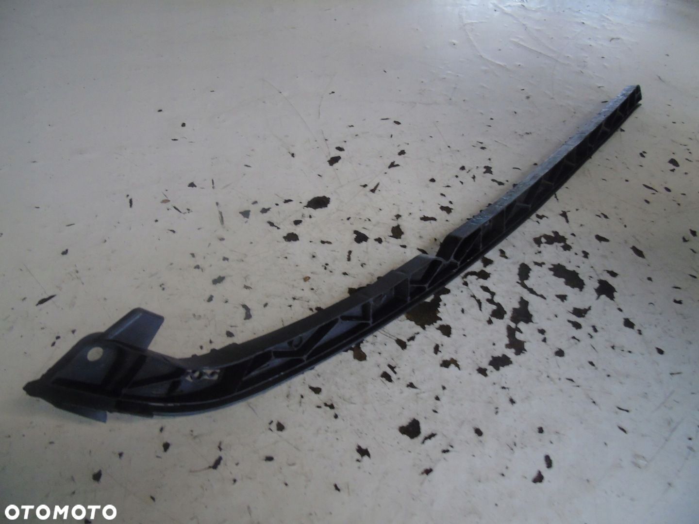 SLIZG ZDERZAKA LEWY TYŁ SMART FORTWO A4516460170 - 1